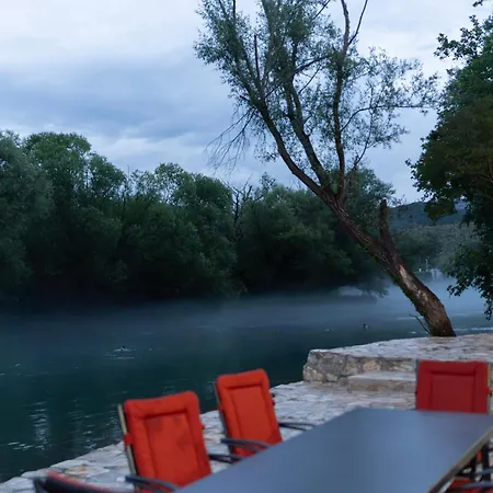 Villa H