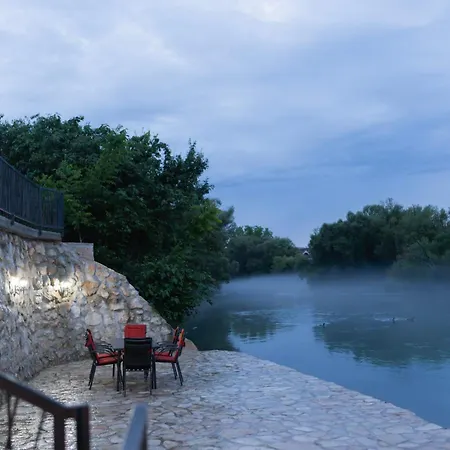 H Villa Blagaj